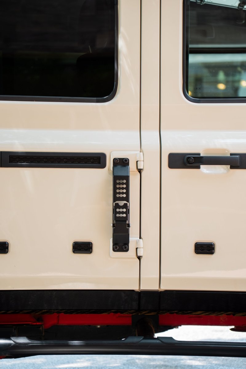 Hinge Step – Door Hinge - Mounted Roof Access Step for INEOS Grenadier - DVA Mechanics
