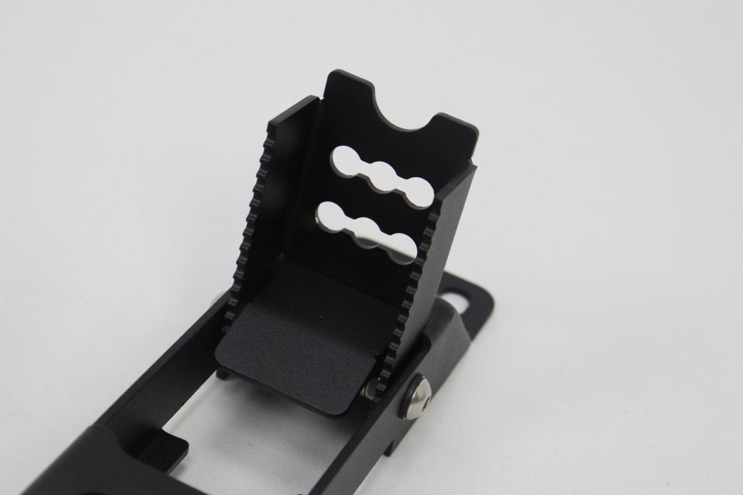 SideStep – Hinge - Mounted Roof Access Step for Ineos Grenadier - DVA Mechanics