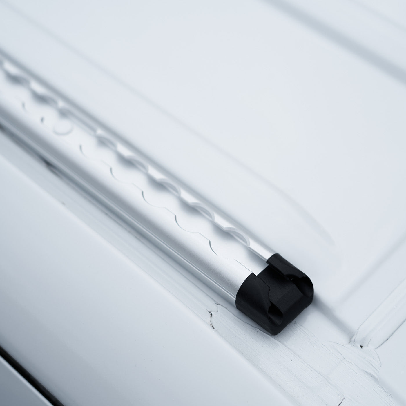 LoadSpan-T roof rails mounted on Mercedes-Benz Sprinter