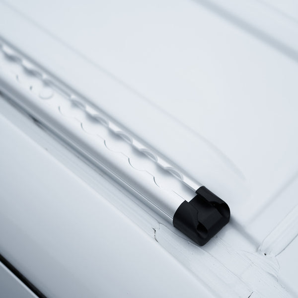 Mercedes Sprinter: LoadSpan™ Load-Spreading Roof Rails with L-Track