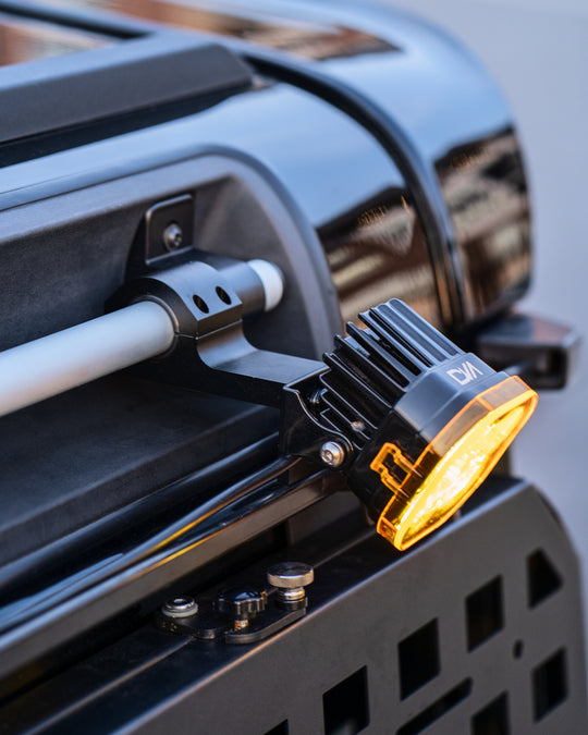 : LED Side Light – Roof Bar Mount & DTP Plug-In close-up detail view