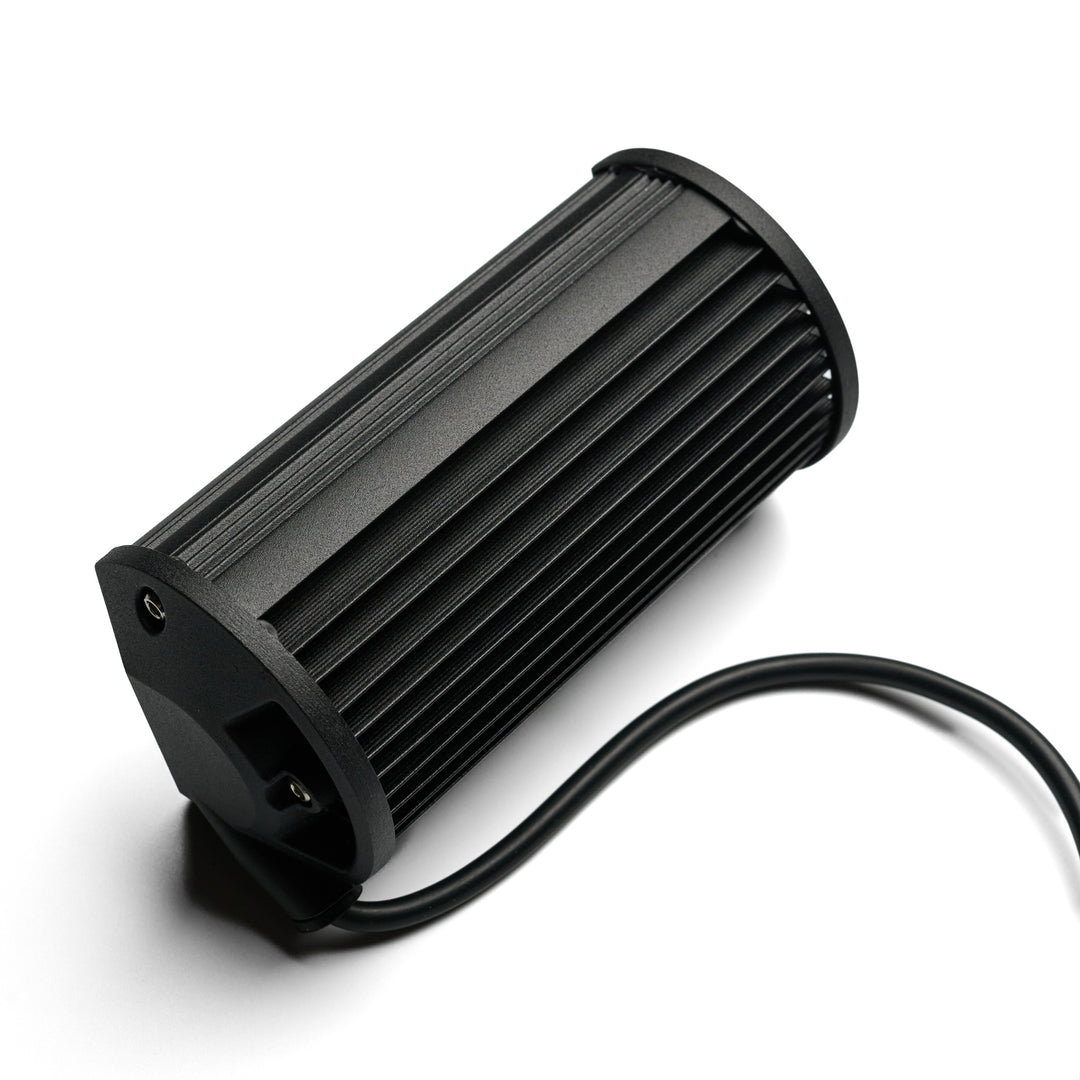 : LED Side Flood Light – Roof Bar Mount & DTP Plug-In package contents and hardware