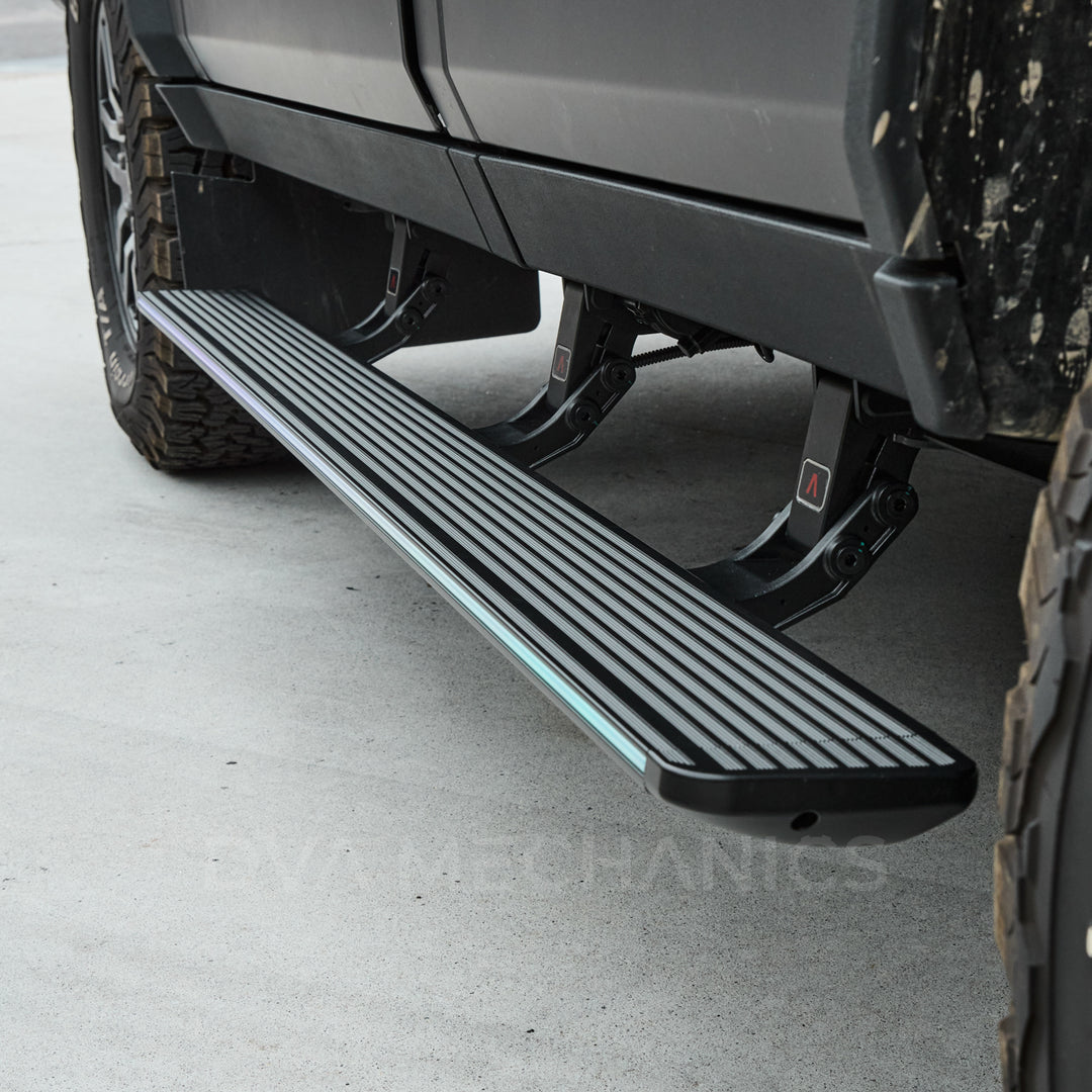 INEOS Grenadier: Electric Power Side Steps with LED