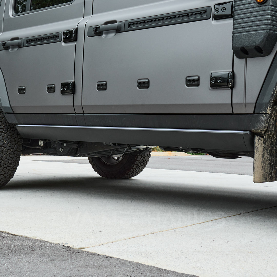 INEOS Grenadier: Electric Power Side Steps with LED