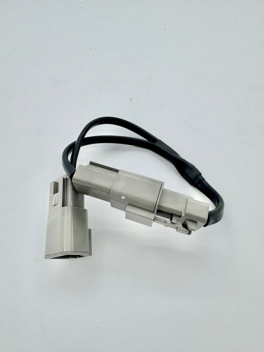 Ineos Grenadier Rooftop Power Adapter – DTP06 - 2S Male to 2 - Way DTP04 - 2P Splitter - DVA Mechanics