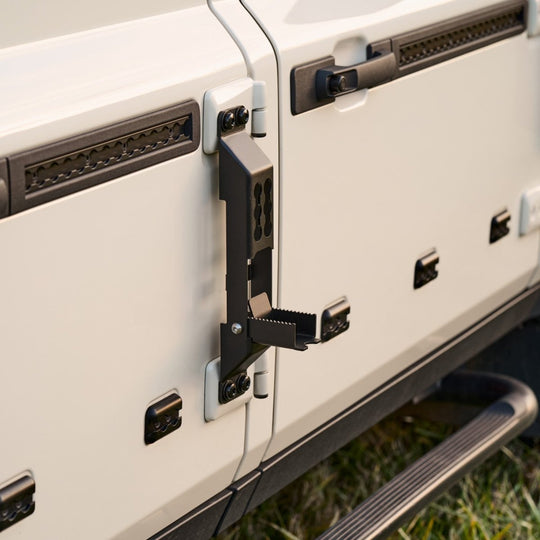 INEOS Grenadier: Side Steps (Set of 2) - DVA Mechanics