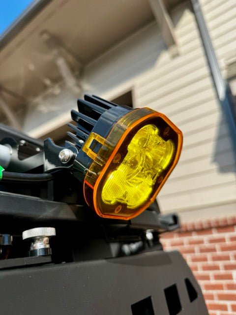 LED Side Light for INEOS Grenadier – Roof Bar Mount & DTP Plug - In - DVA Mechanics