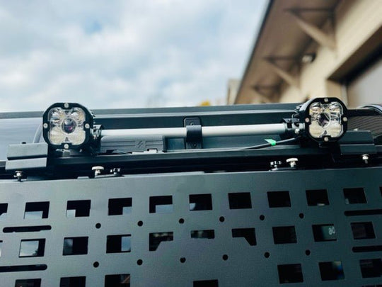 LED Side Light for INEOS Grenadier – Roof Bar Mount & DTP Plug - In - DVA Mechanics